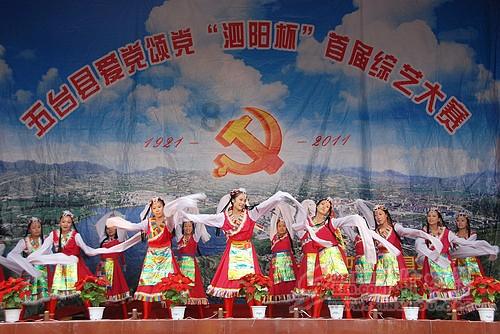 人不穿鞋冻脚，鸟“光脚”站在雪地上，为什么不冻脚？